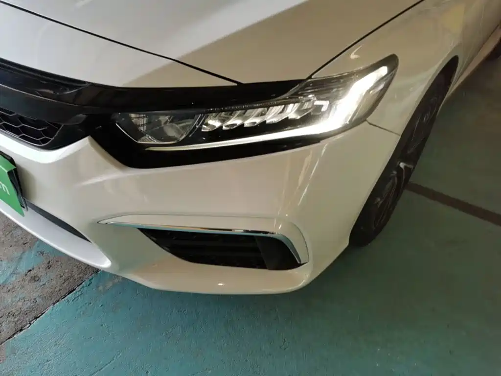 Honda Inspire 2021 — фото 24