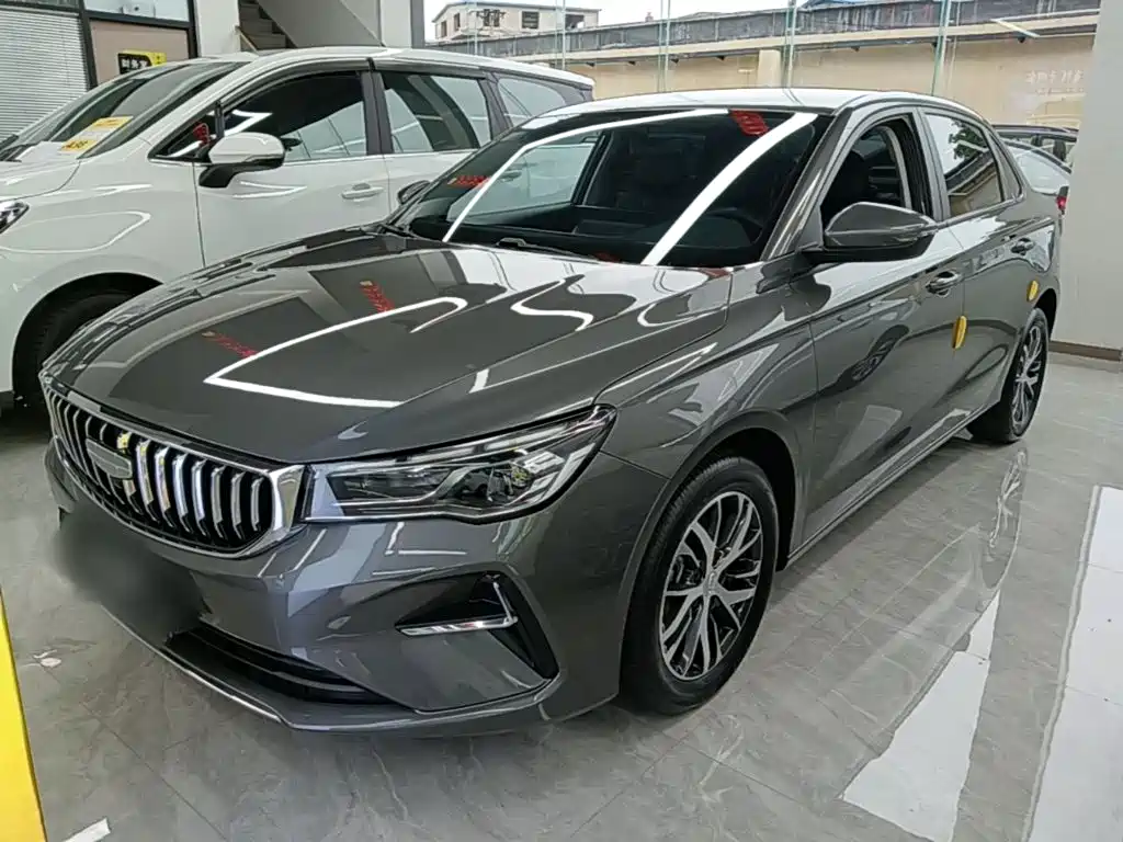 Geely Emgrand 2025
