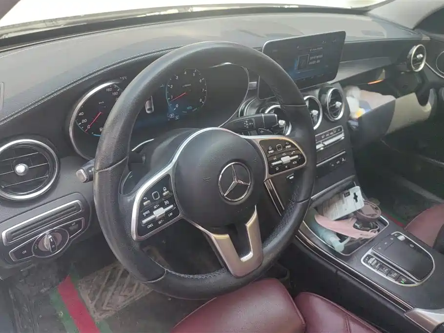 Mercedes-Benz C-Class 2019 — фото 15