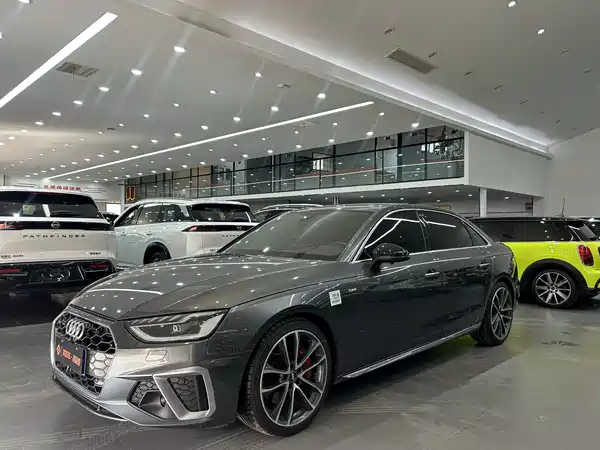 Audi A4L 2020