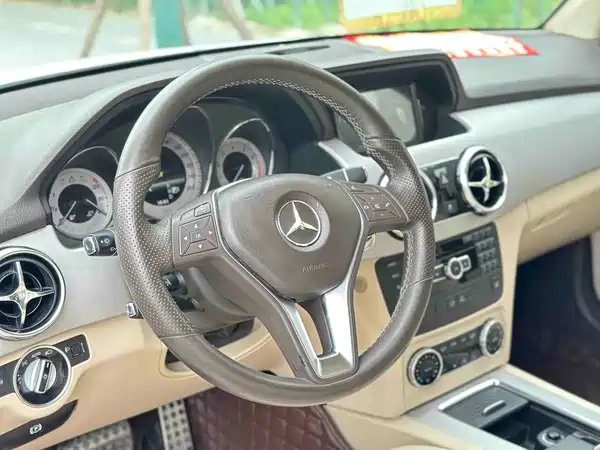 Mercedes-Benz GLK-Class 2013