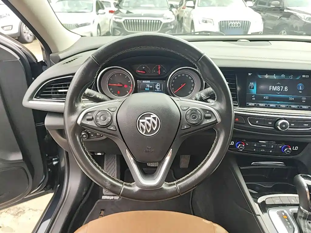 Buick Regal 2020 — фото 11