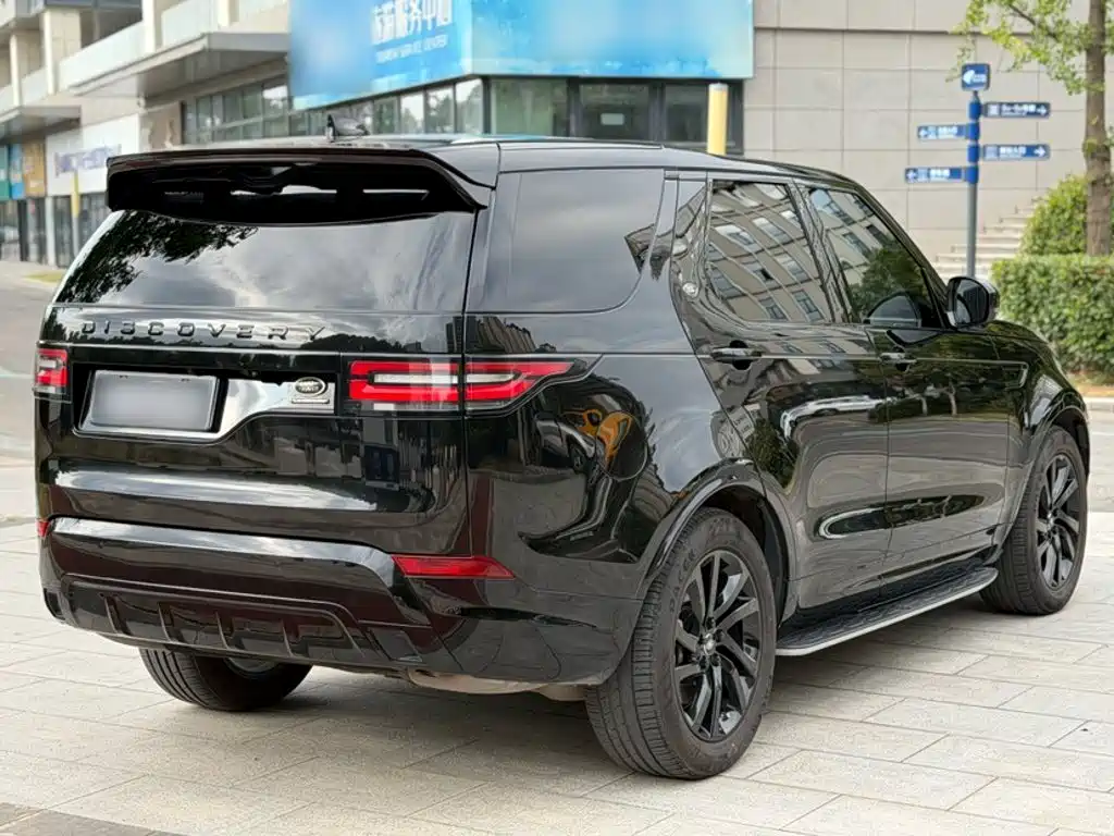 Land Rover Discovery 2019 — фото 11