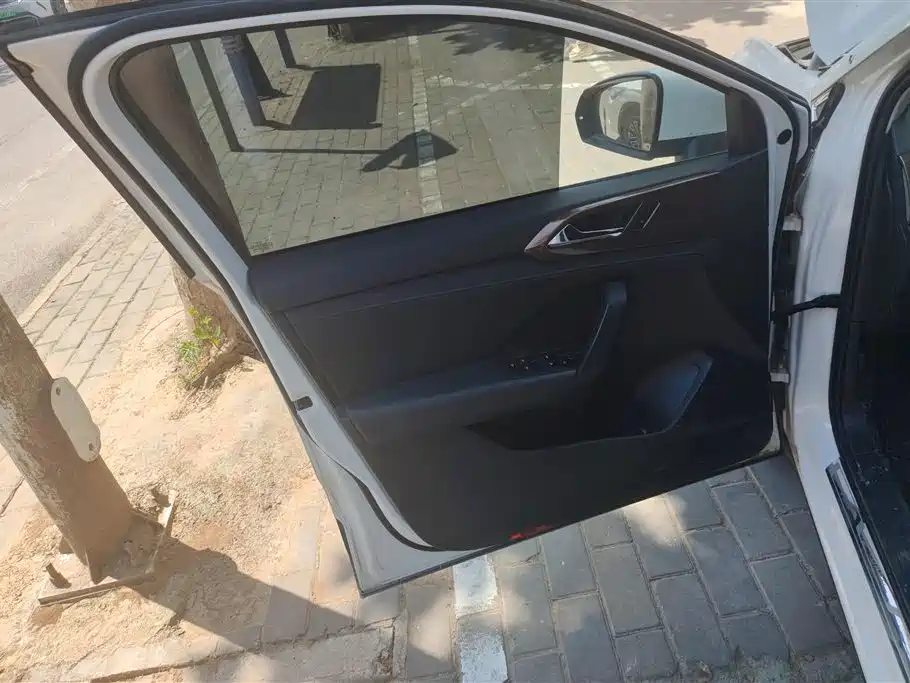 Volkswagen Tharu 2021