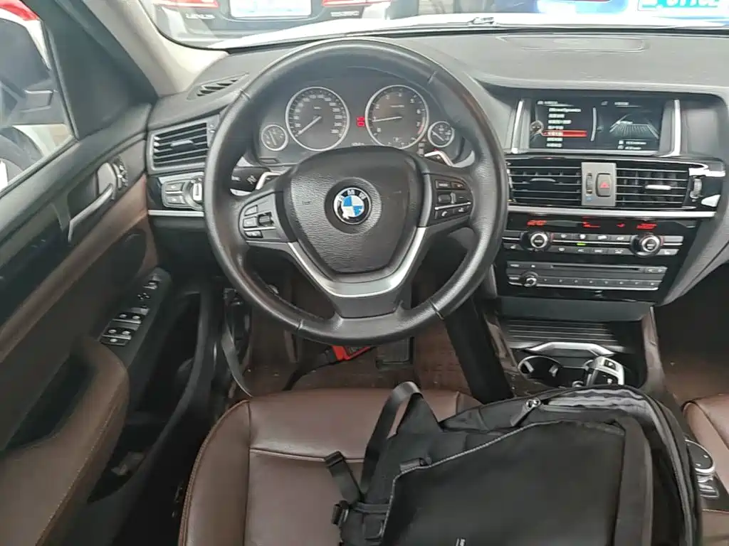 BMW X4 2015 — фото 11