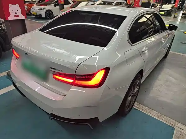 BMW i3 2024