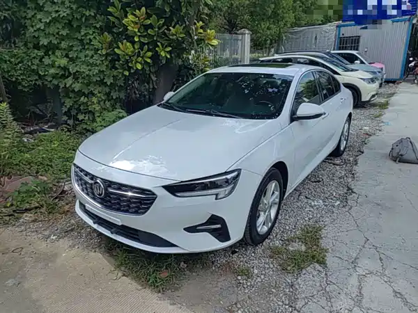 Buick Regal 2021