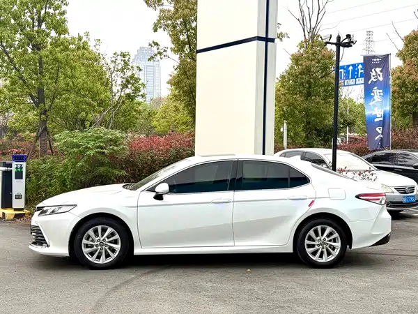 Toyota Camry 2023