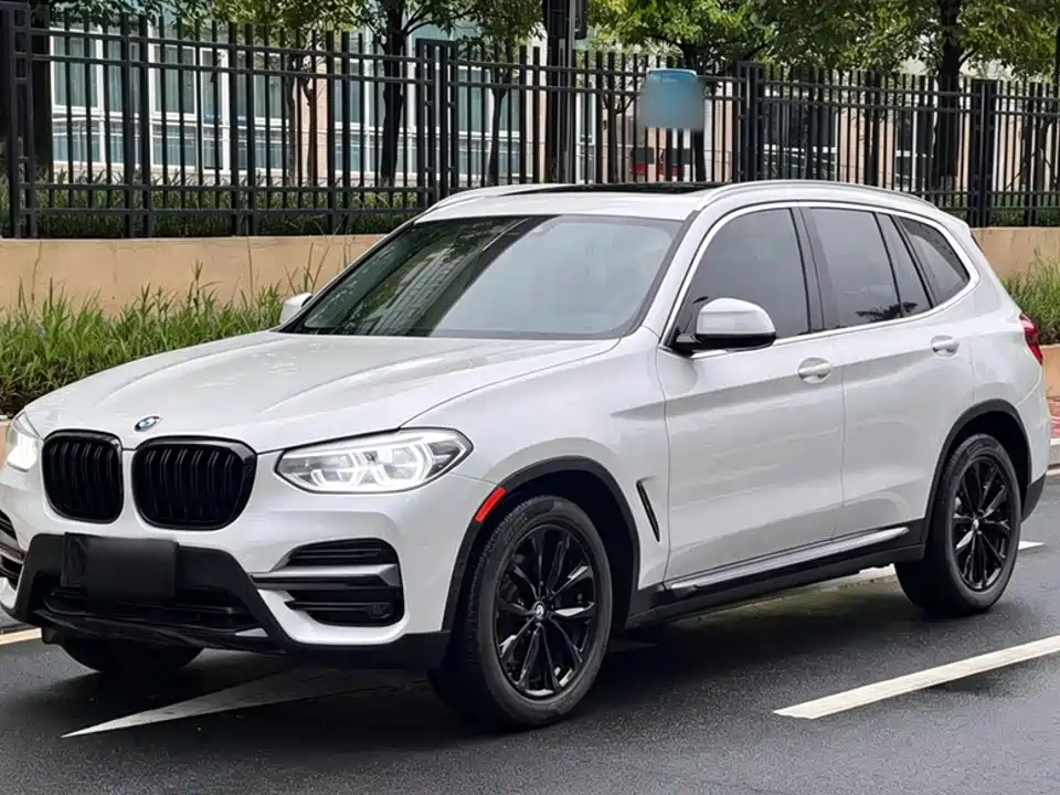 BMW X3 2021