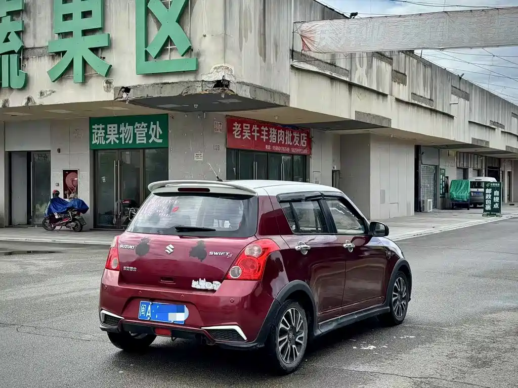 Suzuki Swift 2015 — фото 8