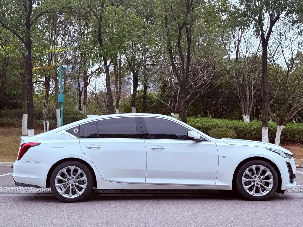 Cadillac CT5 2020 — фото 10