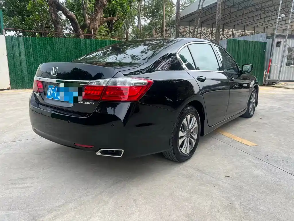 Honda Accord 2016 — фото 4