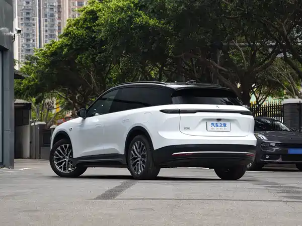 NIO ES6 2024