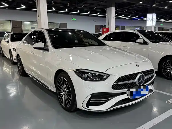 Mercedes-Benz C-Class 2024