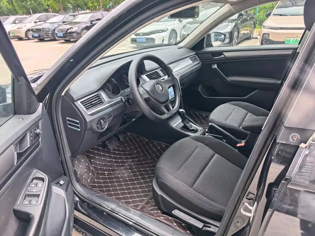 Volkswagen Bora 2016