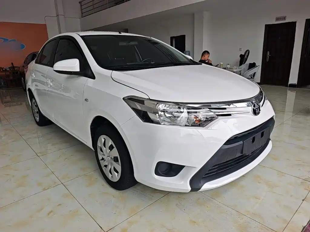 Toyota Vios 2015