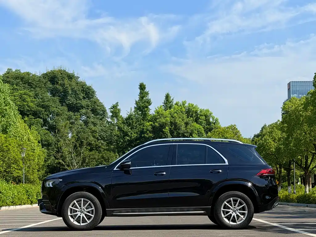 Mercedes-Benz GLE 2021