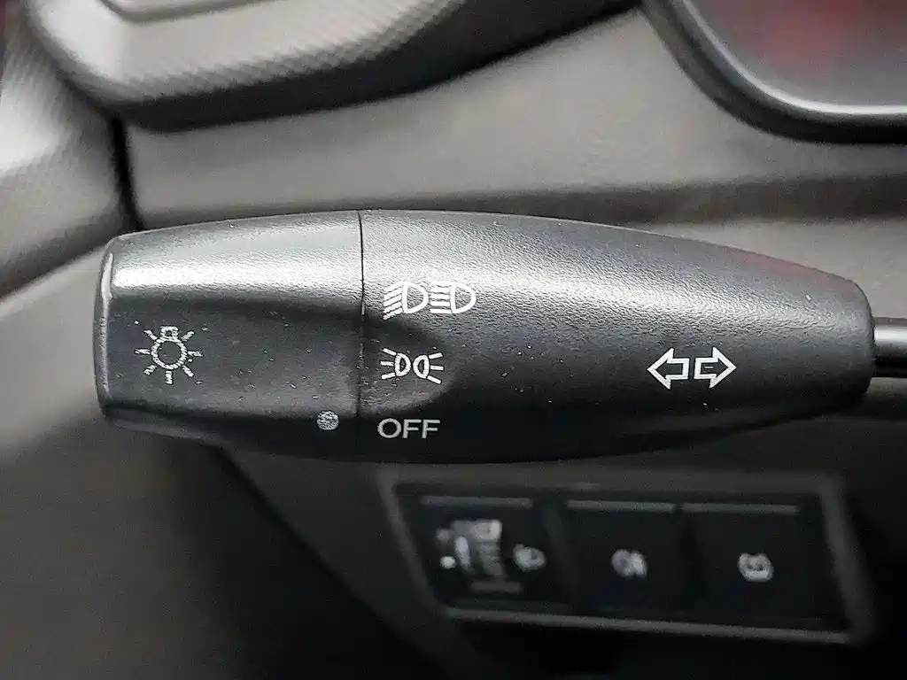 Wuling Hongguang V 2022 — фото 21