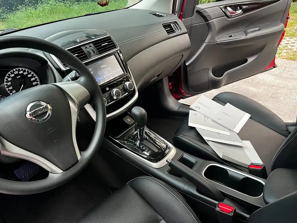 Nissan Tiida 2019 — фото 16