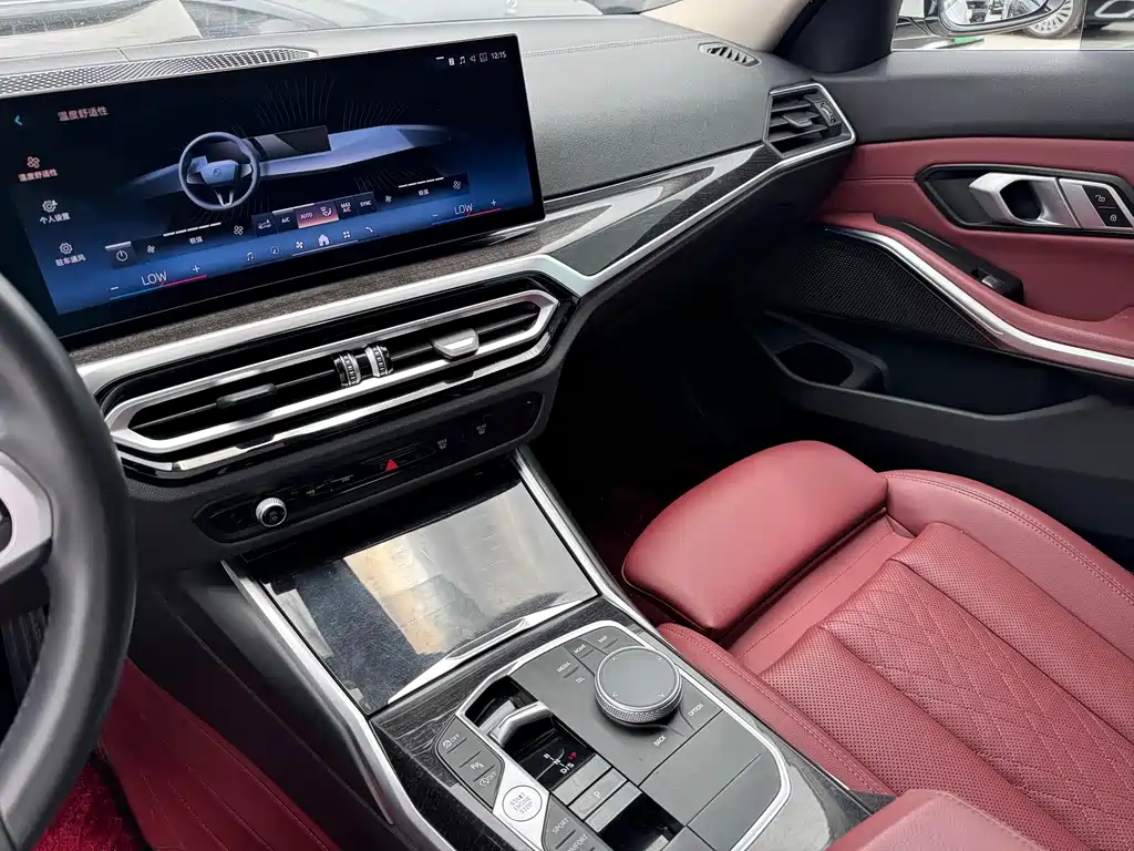 BMW 3 Series 2024 — фото 10