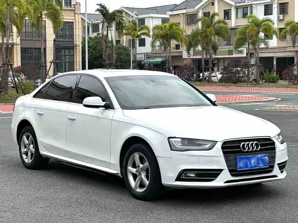 Audi A4L 2013