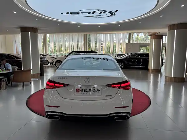 Mercedes-Benz C-Class 2023