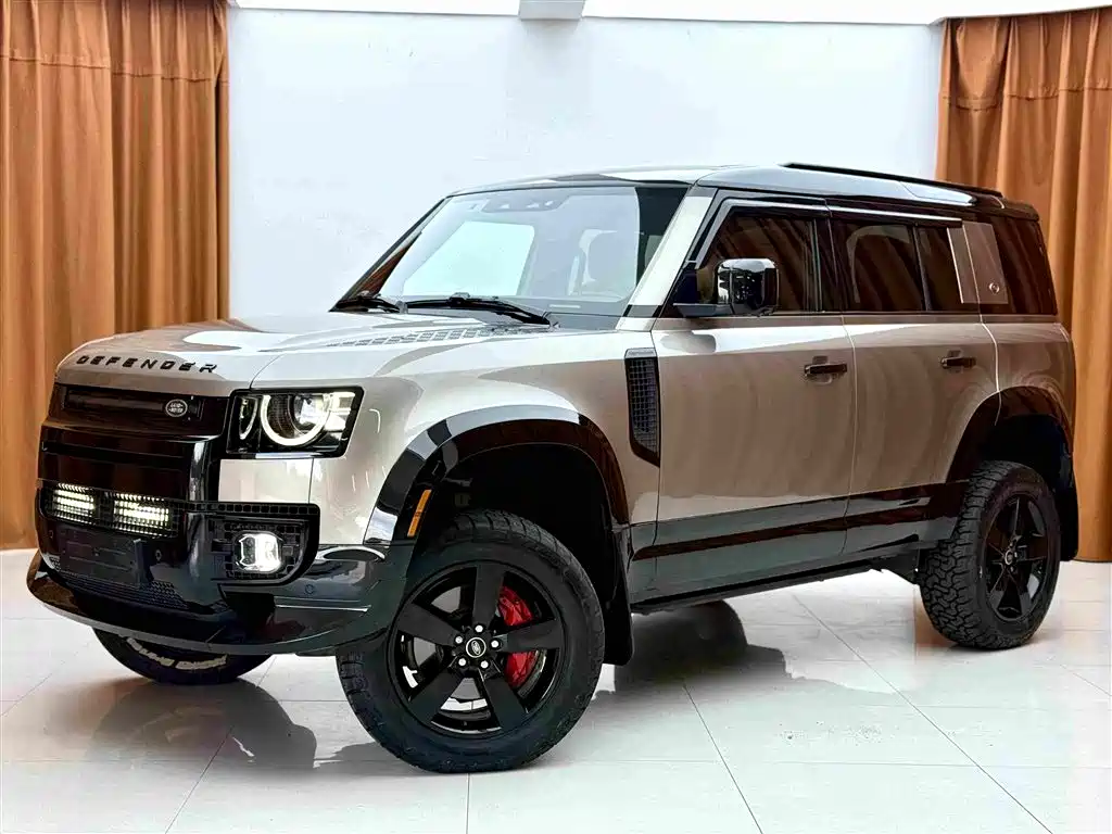 Land Rover Defender 2022
