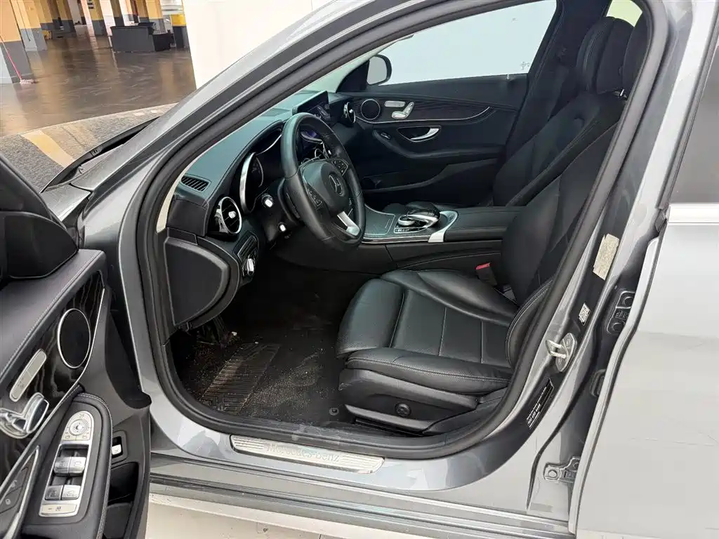 Mercedes-Benz C-Class 2017