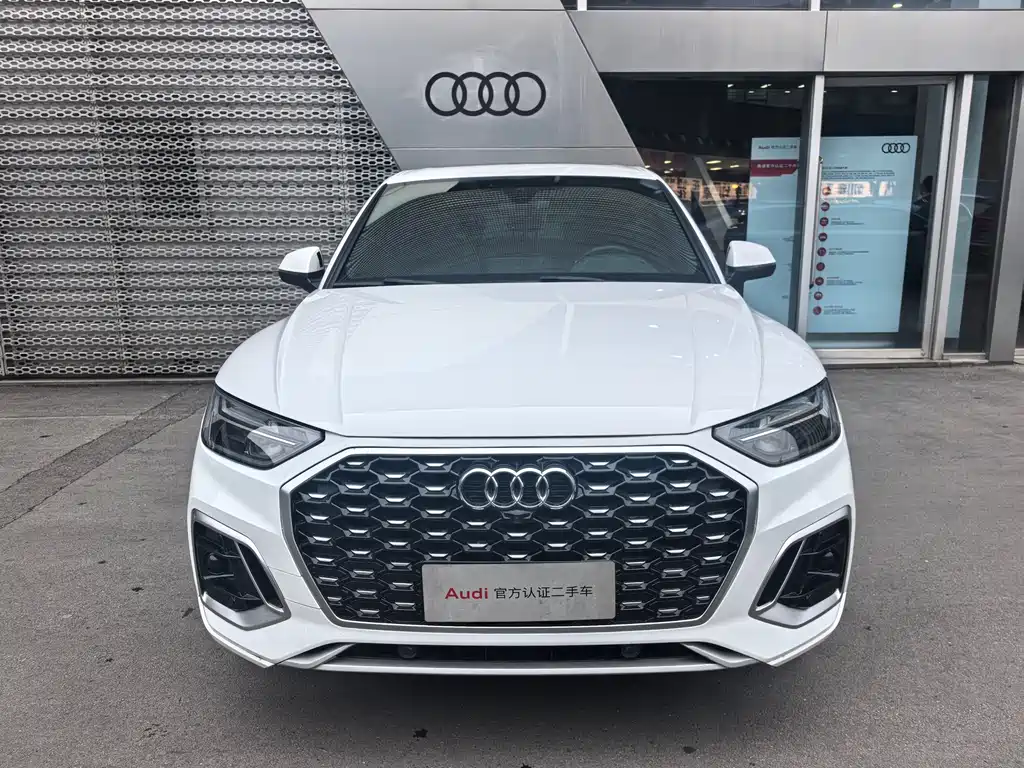 Audi Q5L Sportback 2021 — фото 2