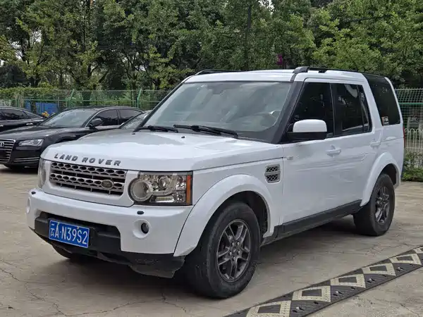 Land Rover Discovery 2011