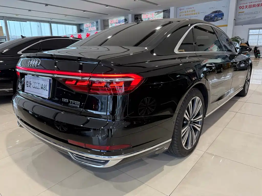 Audi A8 2021