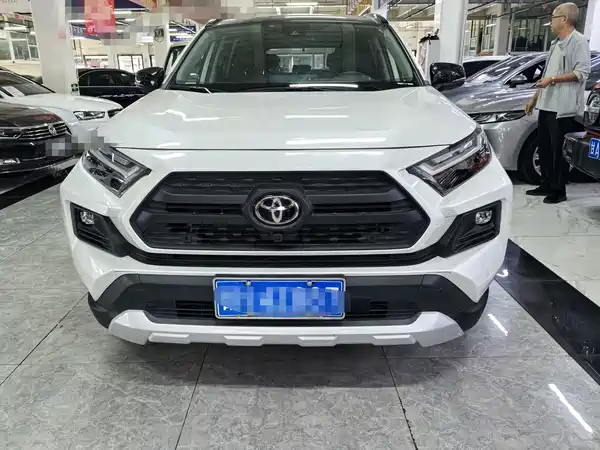 Toyota RAV4 2023