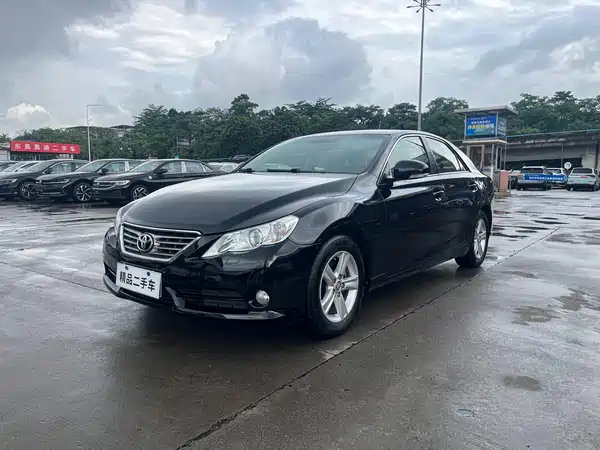 Toyota Reiz 2012