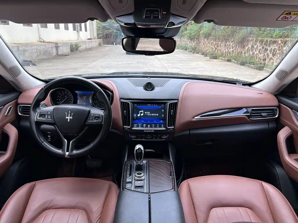 Maserati Levante 2018 — фото 7