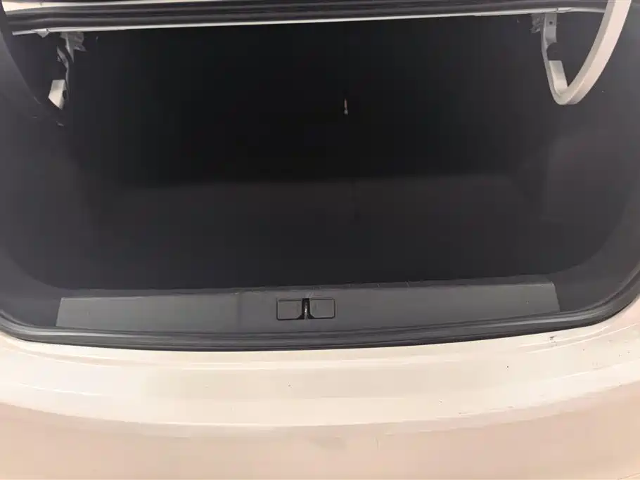 Peugeot 408 2017