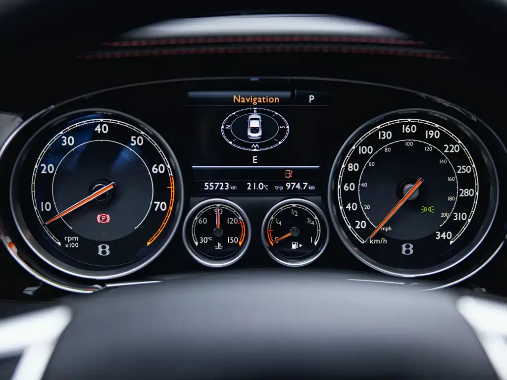 Bentley Continental 2013 — фото 13