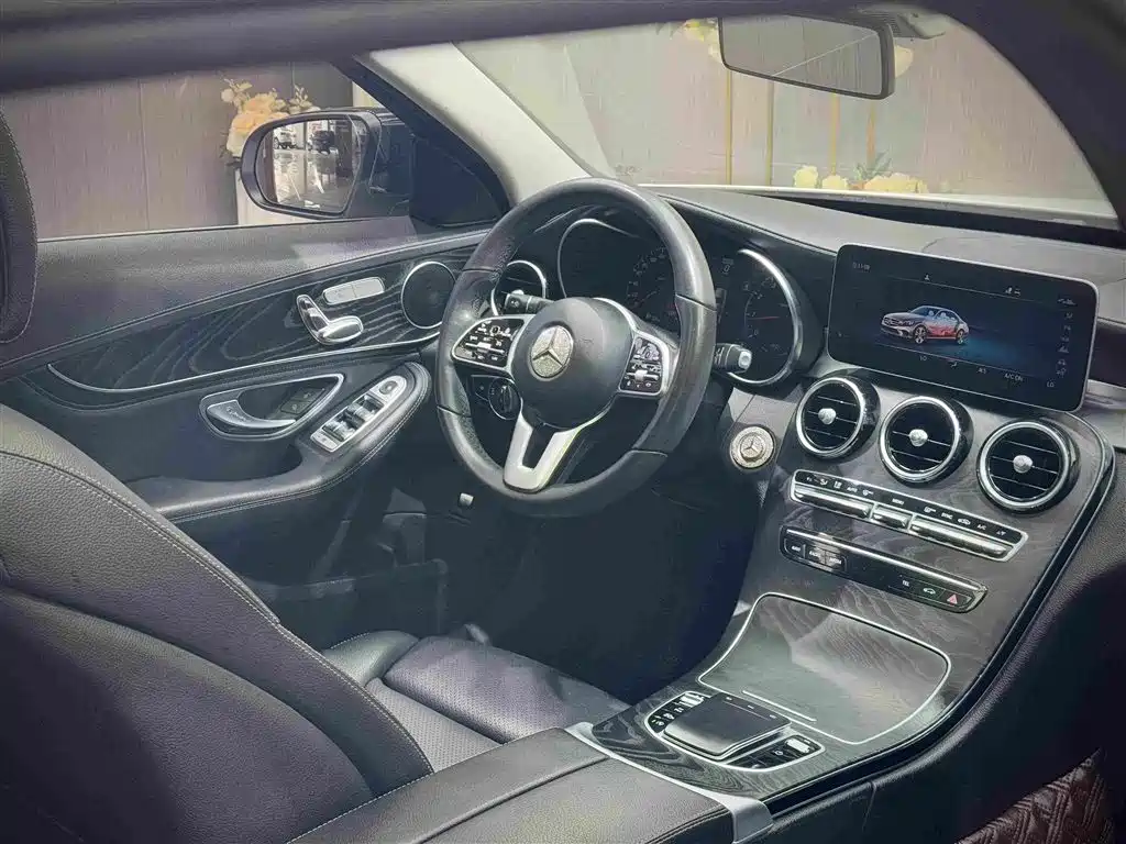 Mercedes-Benz C-Class 2019 — фото 12