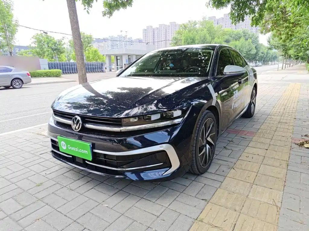 Volkswagen Magotan 2024