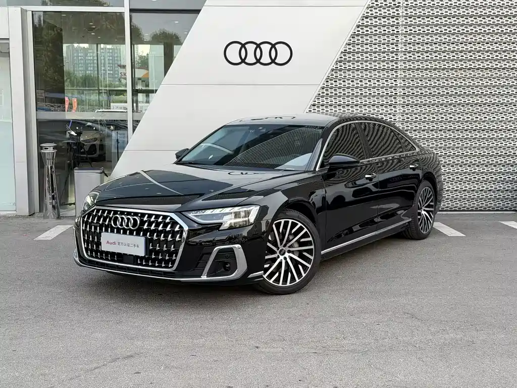 Audi A8 2025