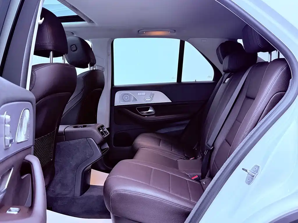 Mercedes-Benz GLE 2020 — фото 19