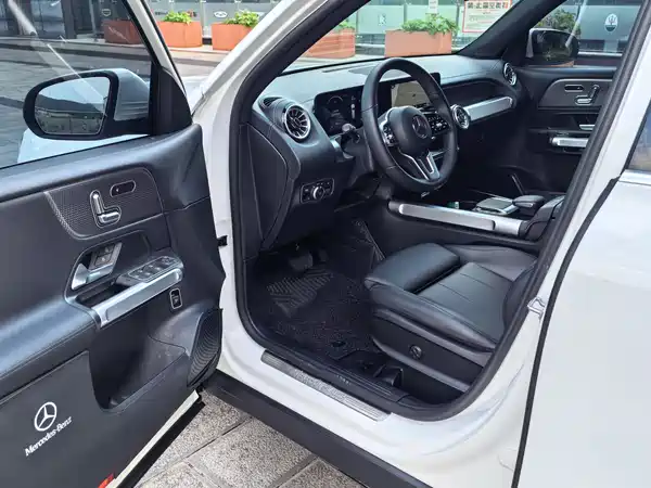 Mercedes-Benz GLB 2022