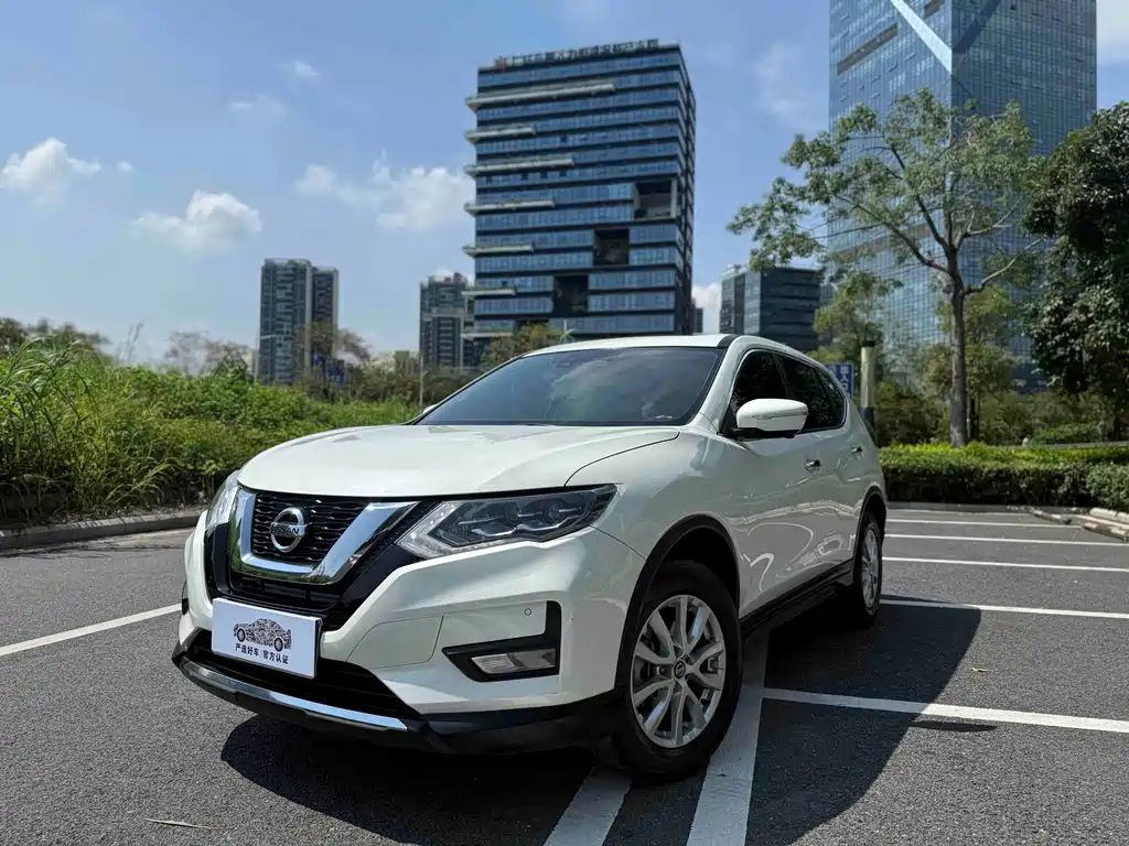 Nissan X-Trail 2021 — фото 1