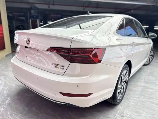 Volkswagen Sagitar 2022