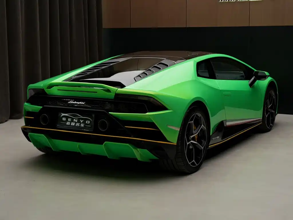 Lamborghini Huracan 2023 — фото 4