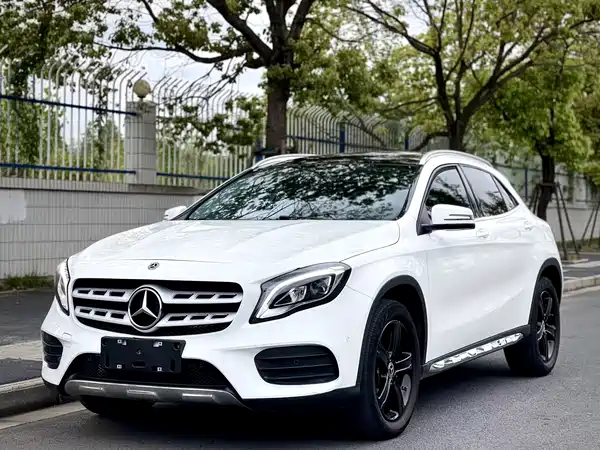 Mercedes-Benz GLA 2019