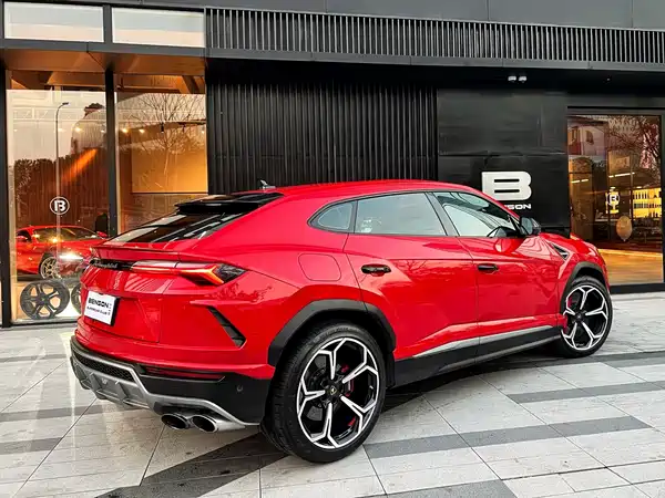 Lamborghini Urus 2019