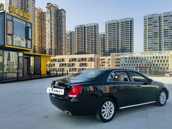 Toyota Crown 2010