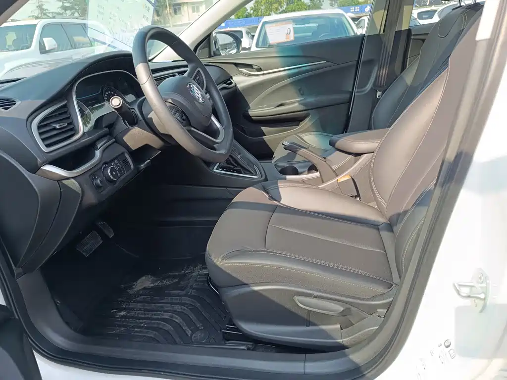 Buick Excelle 2020