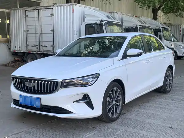 Geely Emgrand 2025