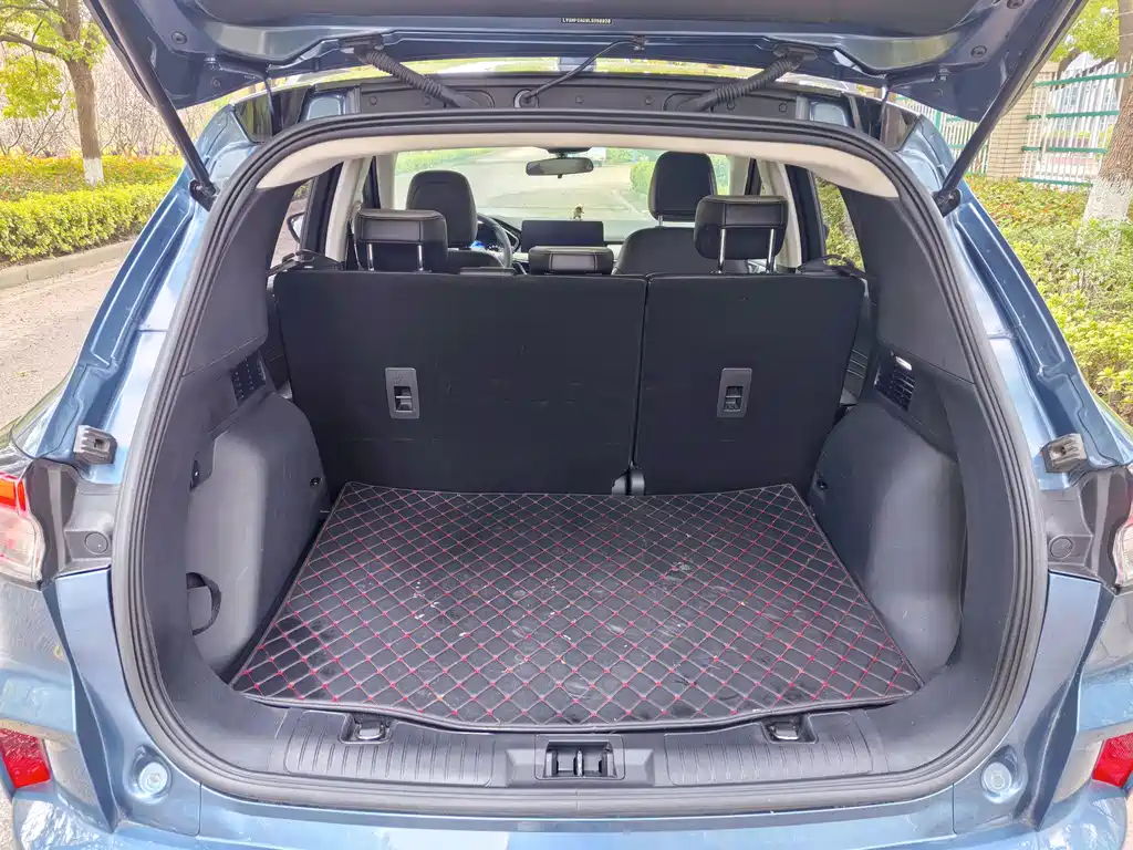 Ford Escape 2021 — фото 14